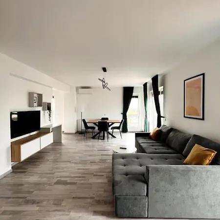 Apartment Skylark - Singapore Penthouse With Jacuzzi & Panoramic View *