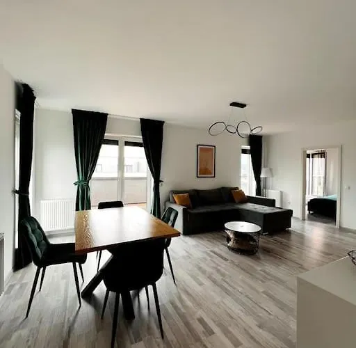 Skylark - Singapore Penthouse With Jacuzzi & Panoramic View Апартаменты *