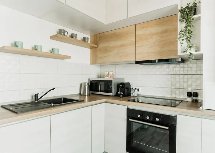 Skylark - Singapore Penthouse With Jacuzzi & Panoramic View