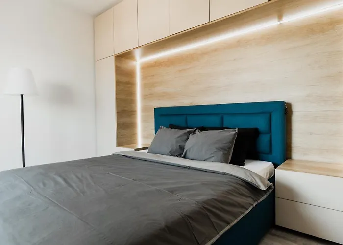 Apartment Skylark - Singapore Penthouse With Jacuzzi & Panoramic View