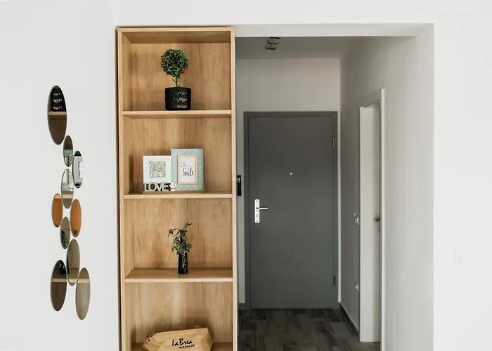 Skylark - Singapore Penthouse With Jacuzzi & Panoramic View